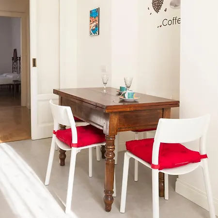 Apartment Navigli Harmony Flat, Beautiful & Bright Apartment, 3 Bdr *