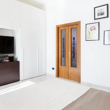 Navigli-tortona - Modern Flat With Wi-fi And Ac *