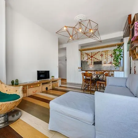 Apartment Isola Fs - 150 M Metro Marche