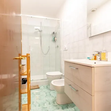 Oasi Confortevole Nel Cuore Di - Mm3 * Milán