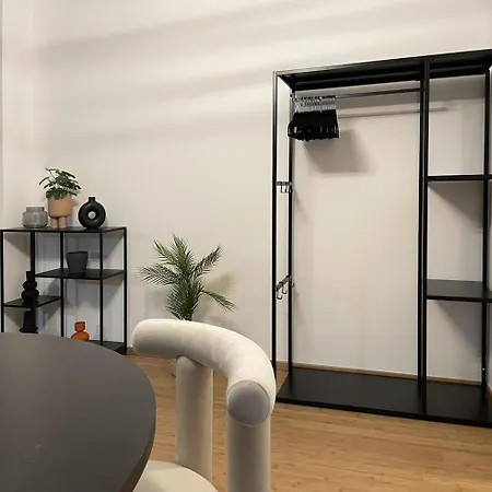 Apartment Eleganza Milanese Near Duomo & Metro Milan