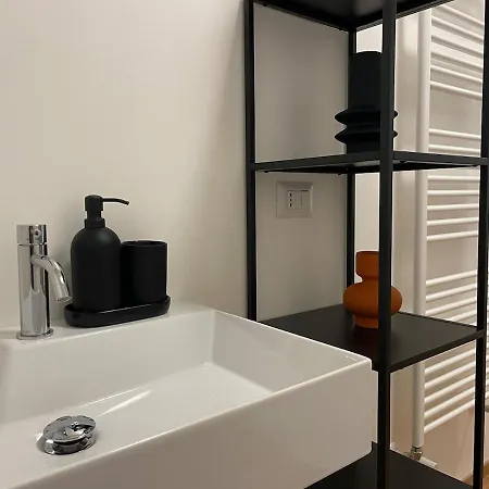 Eleganza Milanese Near Duomo & Metro Apartmán Milán