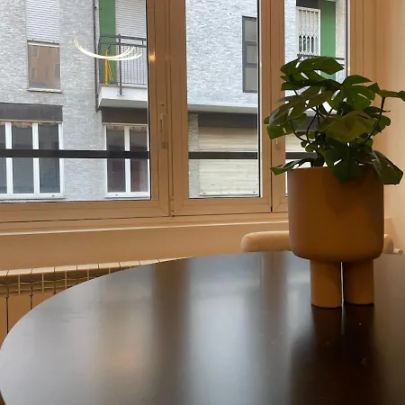 Eleganza Milanese Near Duomo & Metro Milán