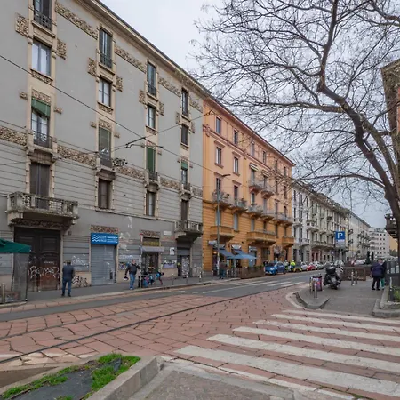 Apartment Ampio Biolocale Vicino Stazione Milan