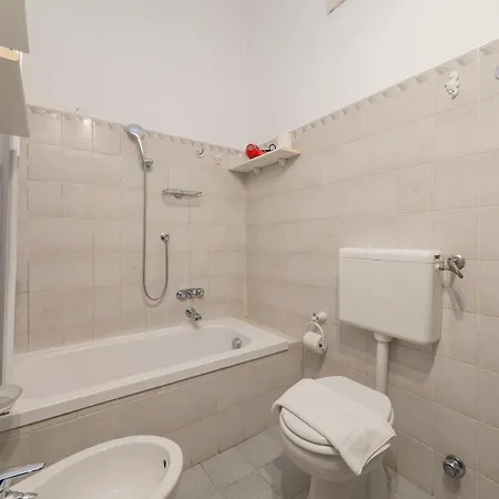 Apartment Ampio Biolocale Vicino Stazione *