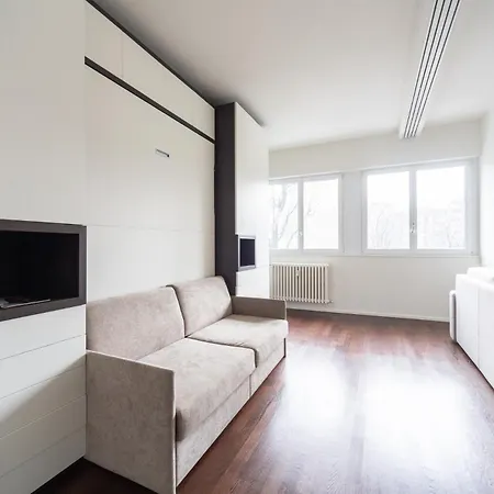 Aparthotel Charming & Bright Near Milan's Fashion District