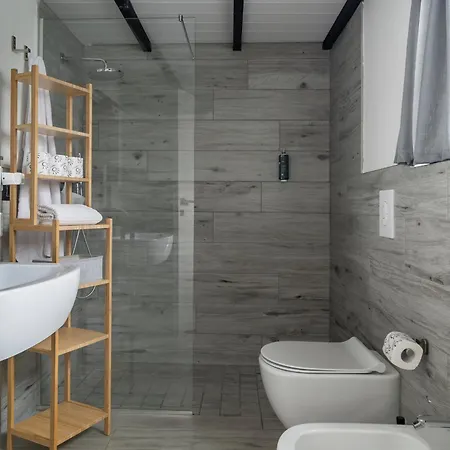 Aprica16 Loft House *