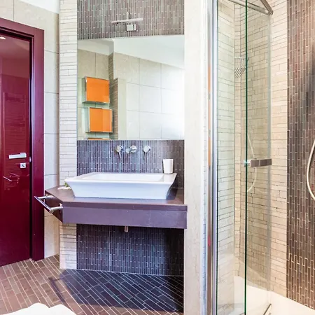 Garibaldi Station-isola-the Cubes Lejlighed