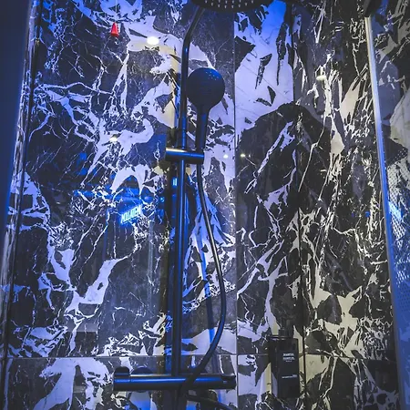 Wownavigli Apartment-sofa Bed Metro M4 Tram 2 Appartamento Milano