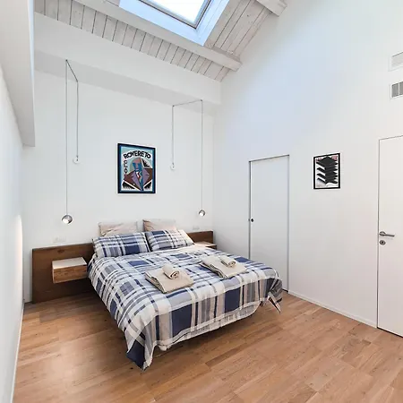 Modern Loft, Design&comfort Lejlighed Milano