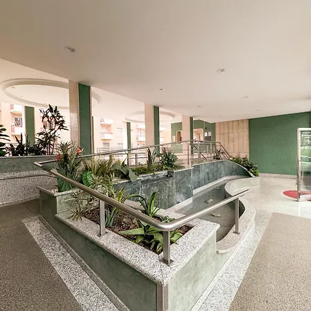 Appartamento Honey Exclusive - Train Station - Near Center