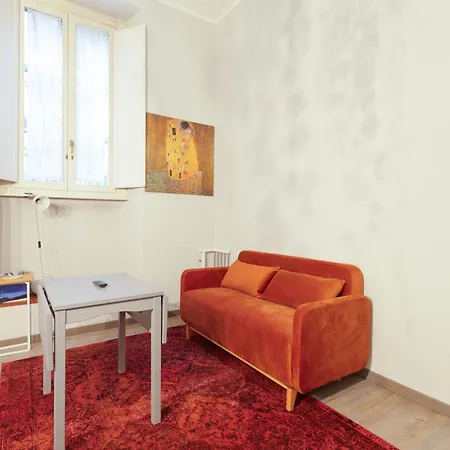 Isola - Garibaldi - Ampio Bilocale Moderno Lägenhet Milano