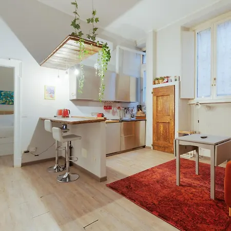 Isola - Garibaldi - Ampio Bilocale Moderno Milano