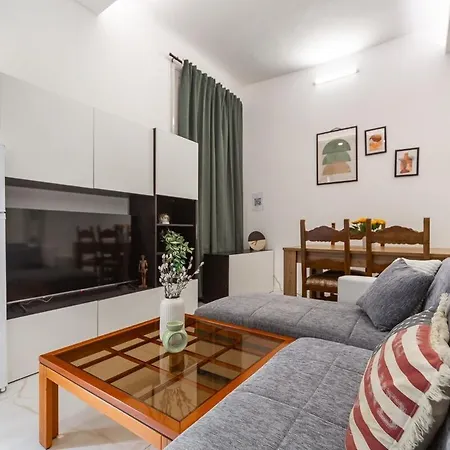 Apartment Rosa House