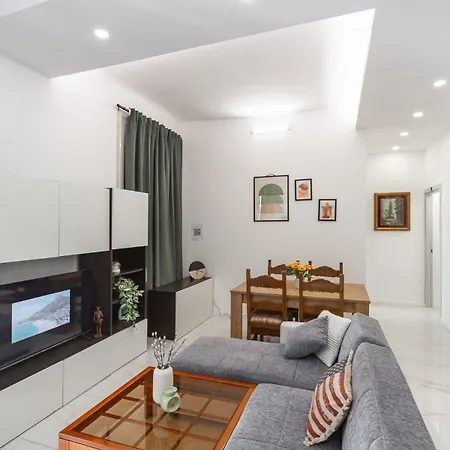 Apartment Rosa House Milan
