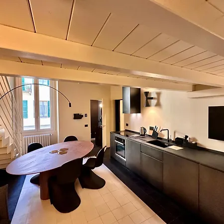 Maison Santa Sofia- Apartment Milan