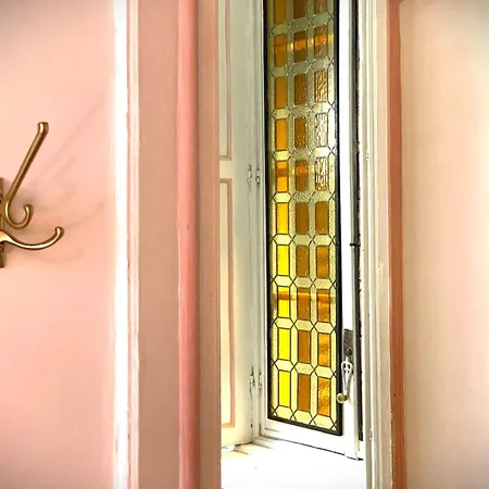 Apartament Dhomes - And Mediolan