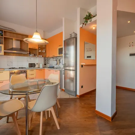 Xenia - Two-room With Terrace In Fondazione Prada Apartment Mailand