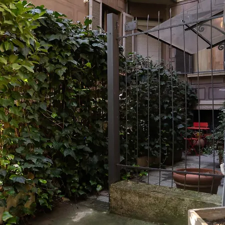 Apartament Di Pregio In Centro A Mediolan