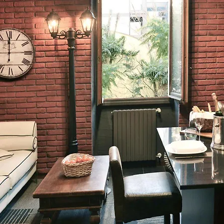 Apartment Garden Center *