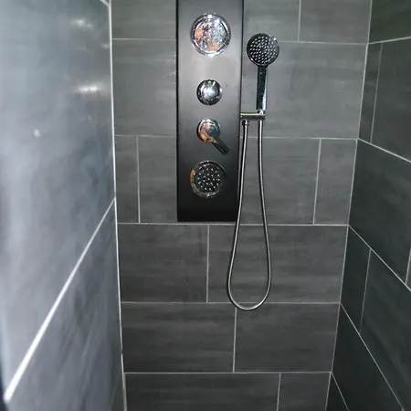 Garden Center شقة ميلان