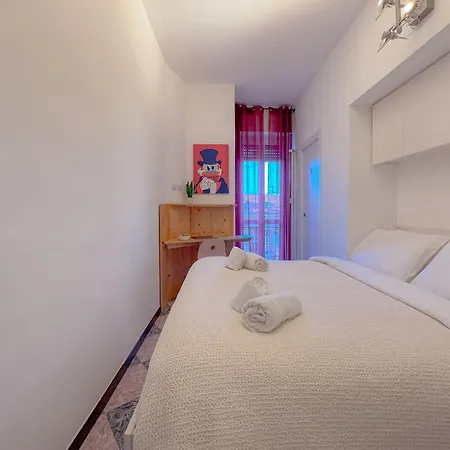 Spacious With Balcony And 2 Bathrooms By Host Hero 밀라노
