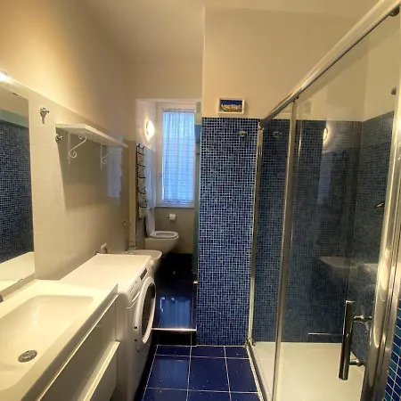 Blue Retreat M4 Apartment