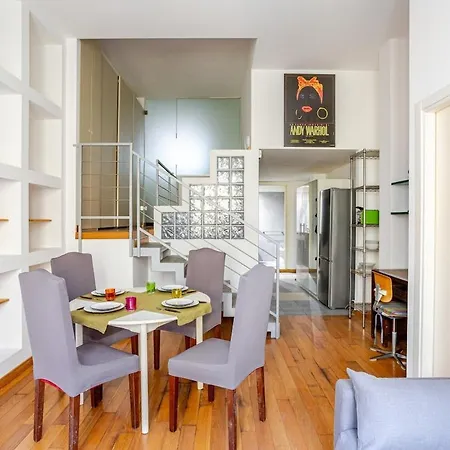 شقة Cozy Loft In The Heart Of Isola District *