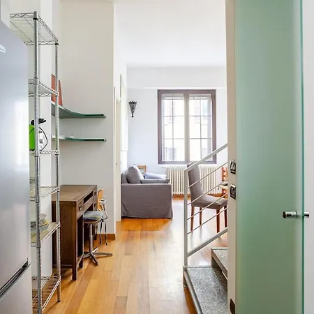 Cozy Loft In The Heart Of Isola District Milánó