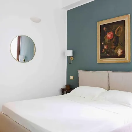 Elegant In The Heart Of Daire *