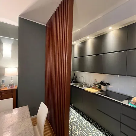 Elegant In The Heart Of Daire