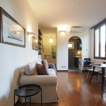 Contempora - Two-bedroom With Terrace Garibaldi - Moscova Apartmán *