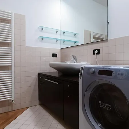 Italianway Easy - Ceroni 10 Apartament