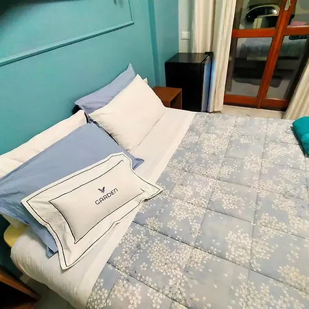 Garden Bicocca Bed and Breakfast *