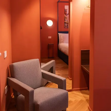 Fontana 16 Pensjonat Mediolan