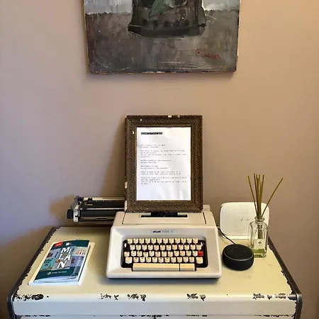 Claire De Angeli شقة *