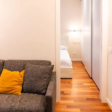 Appartement Luxury Flat - Wifi, Ac, Walk To Brera & Duomo *