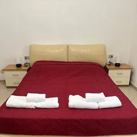 Comfortable Three-room *