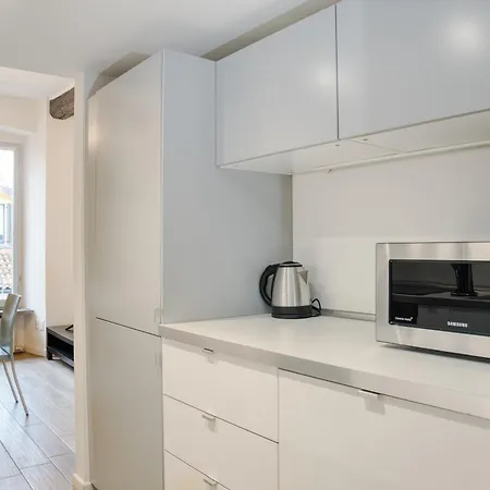 アパート Sant'ambrogio Historic - In Front Of Cattolica ミラノ