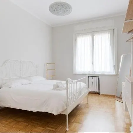 Barbara's Place * Milan