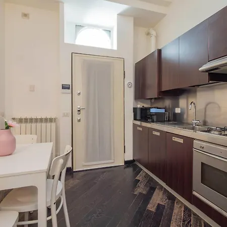 I Host - Montenero 58 * Milano