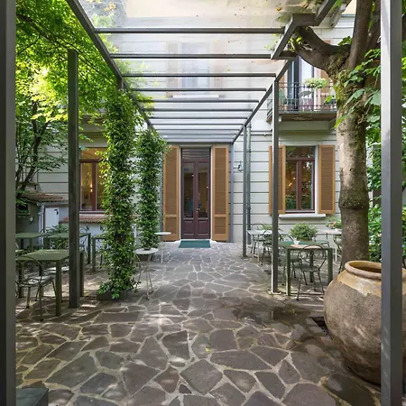 Antica Leonardo 3* Milan