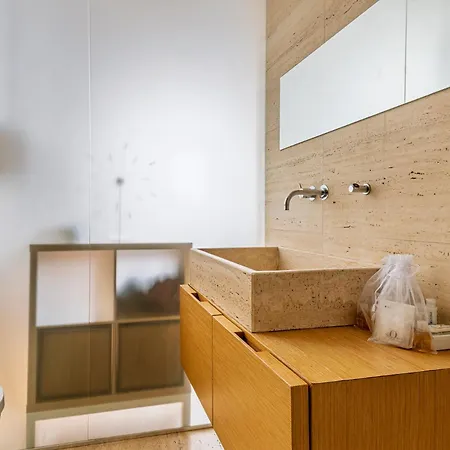 Apartment One Bedroom In Brera Milan