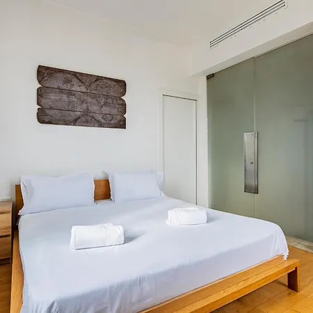 One Bedroom In Brera Apartment *