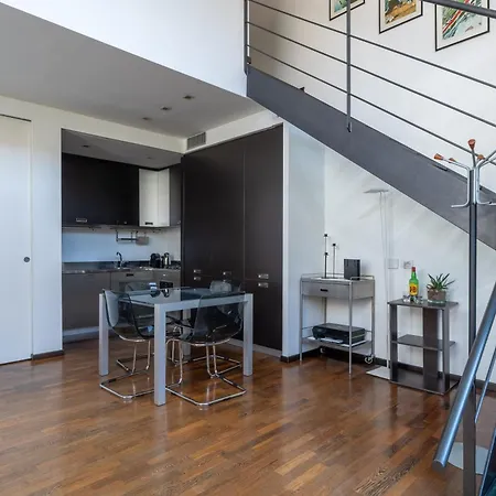 Design Loft - Red Lofty - Collegato A Rho Fiera E Mico, Wi-fi & Parking * Milan