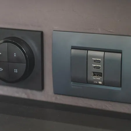 Wownavigli Apartment-sofa Bed Metro M4 Tram 2 Appartement *