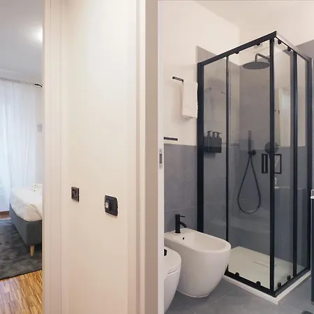 Arco Della Pace Charming Apartment