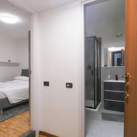 Arco Della Pace Charming Apartment *