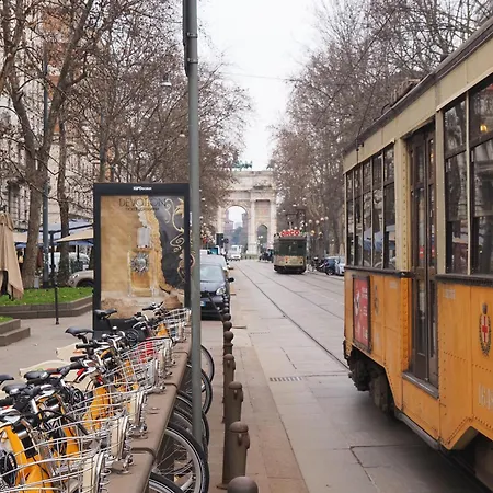 Arco Della Pace Charming Lägenhet Milano
