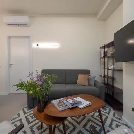 Spacious 2bdr With Balcony Arco-sempione Area, By Rentopolis